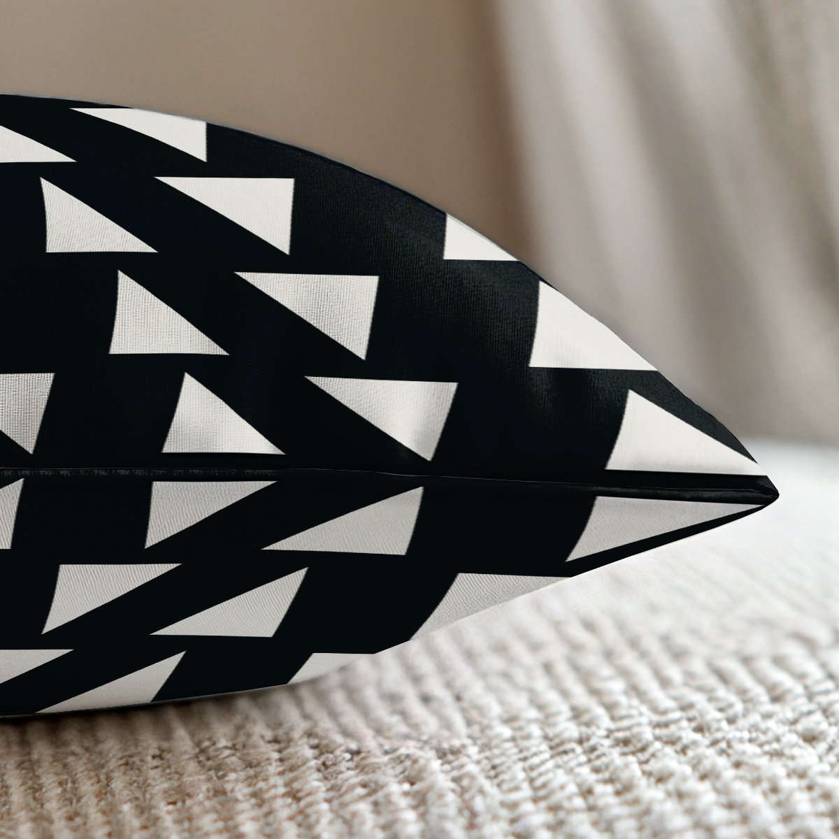 pillow-2_image-2