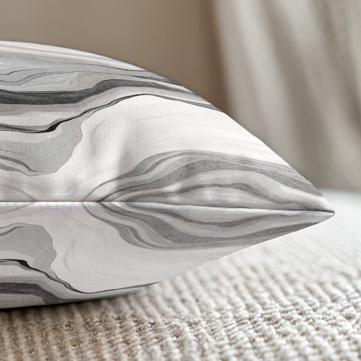 pillow-4_image-2