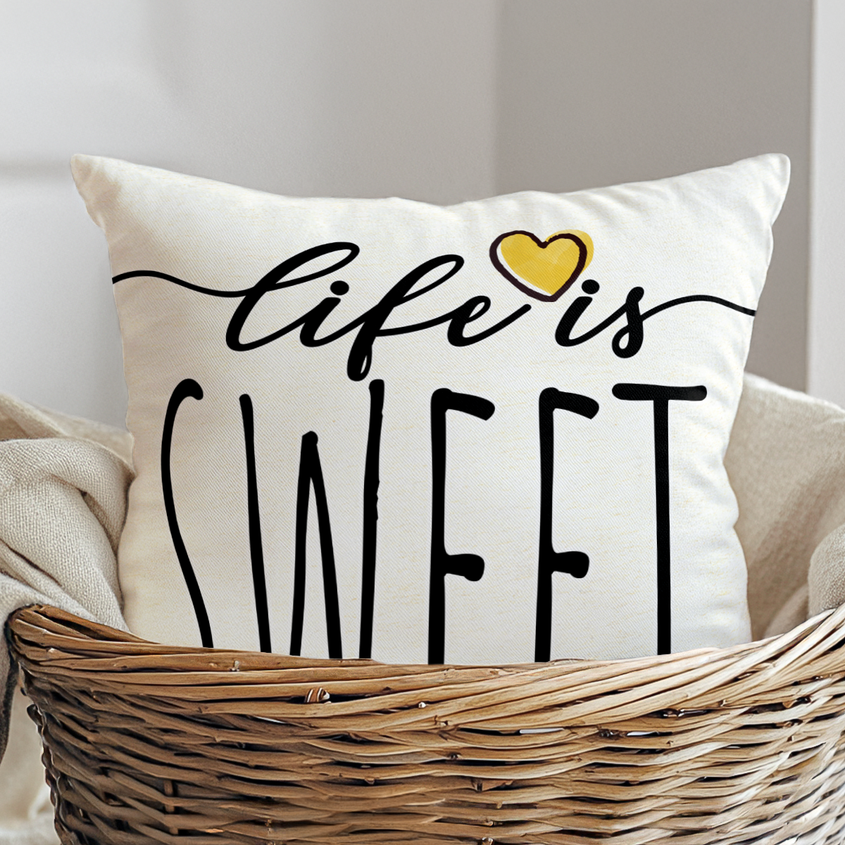 pillow-4_image-4