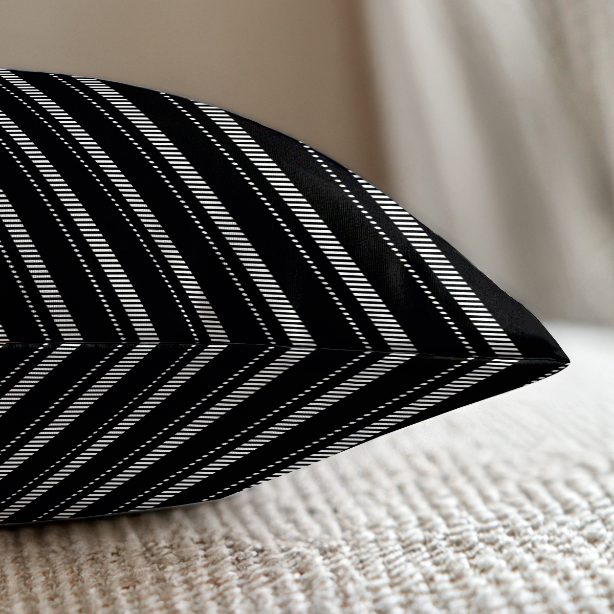 pillow-3_image-2
