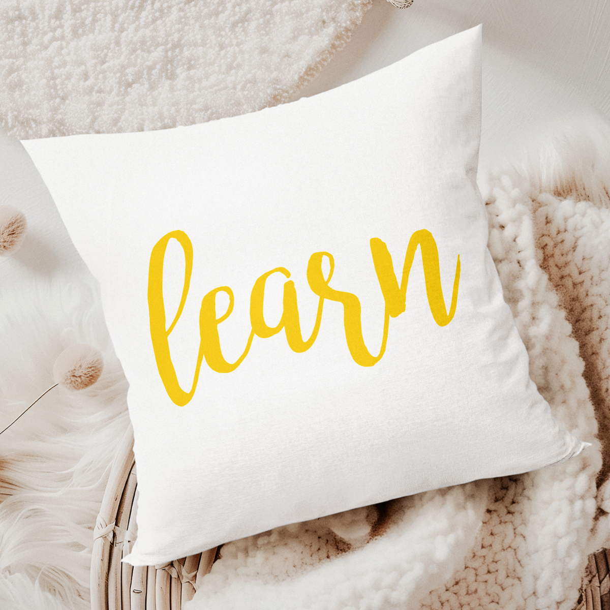 pillow-4_image-5