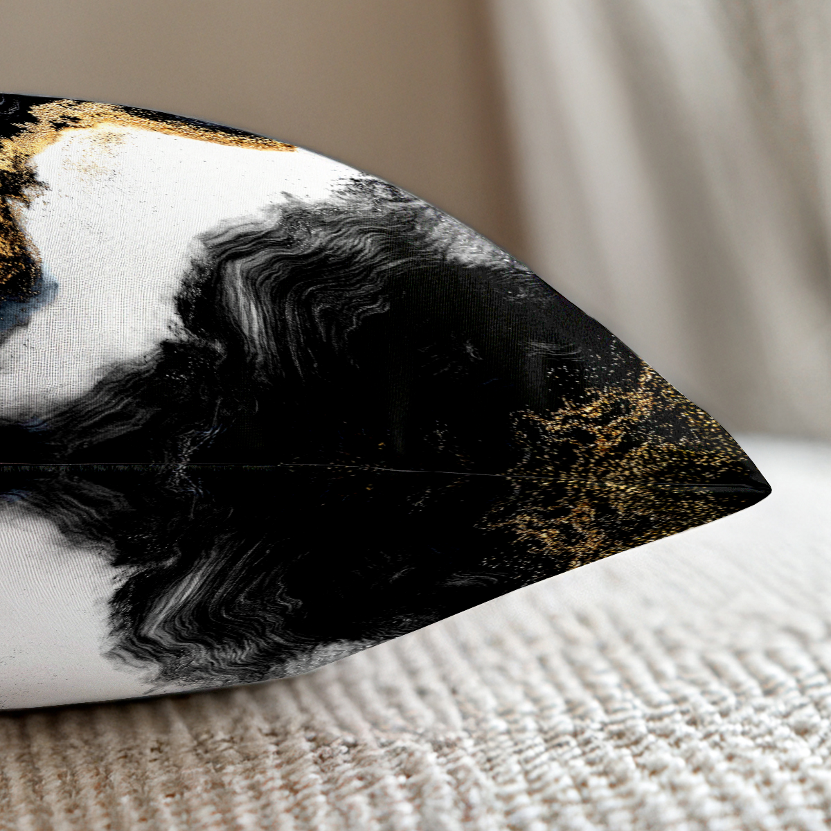 pillow-4_image-2
