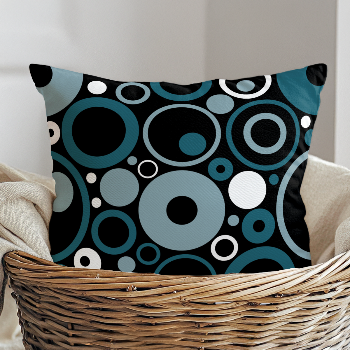 pillow-4_image-4
