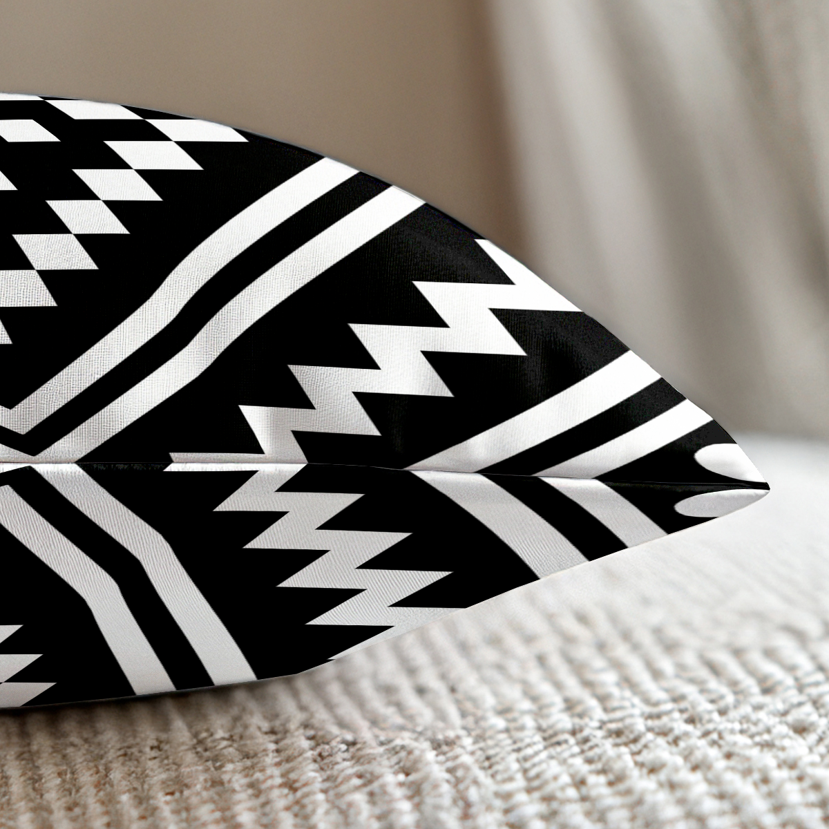 pillow-4_image-2