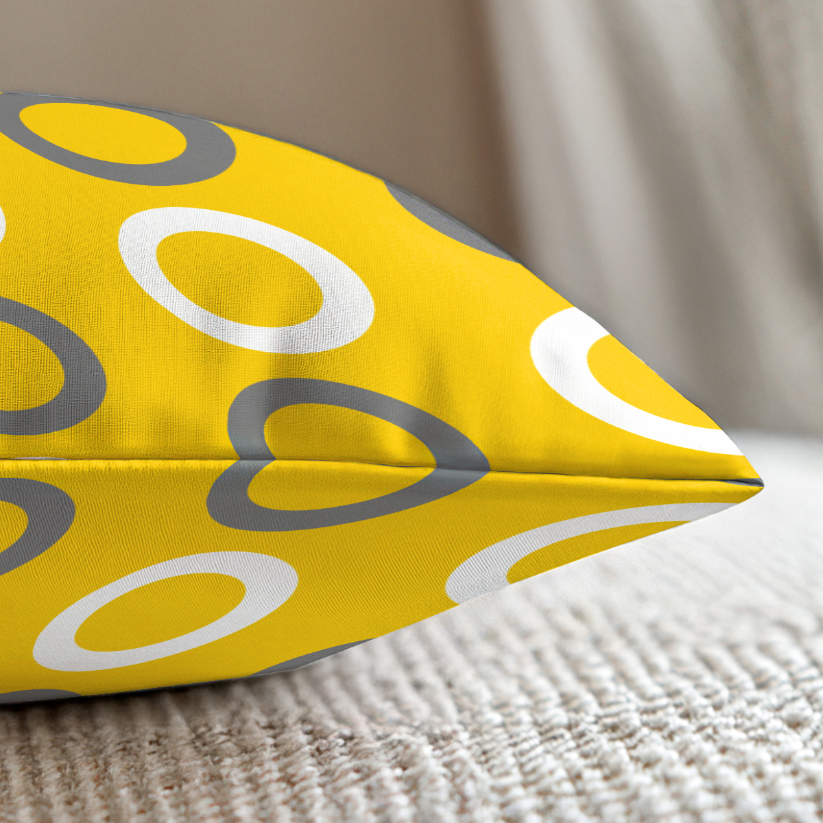 pillow-4_image-2