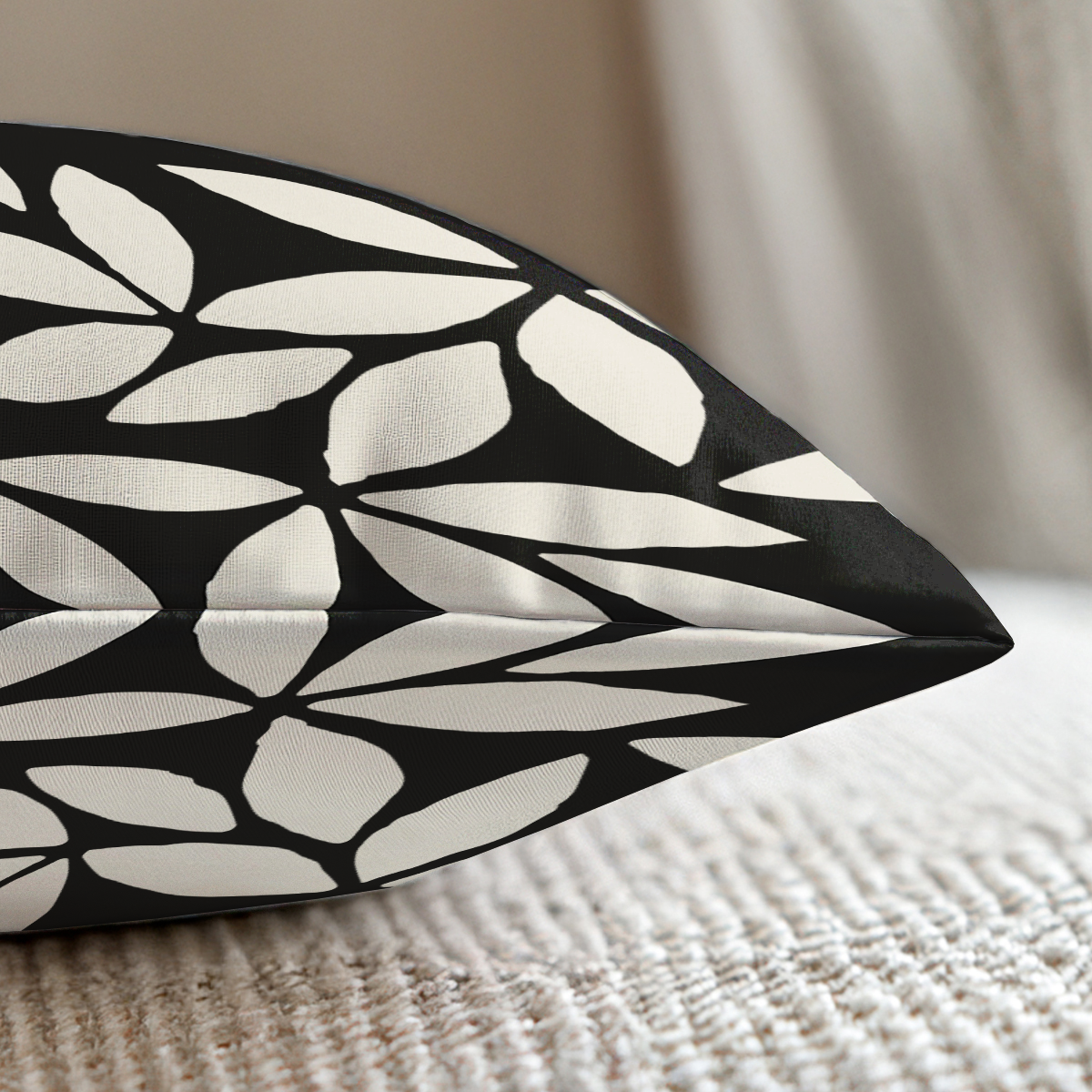 pillow-4_image-2