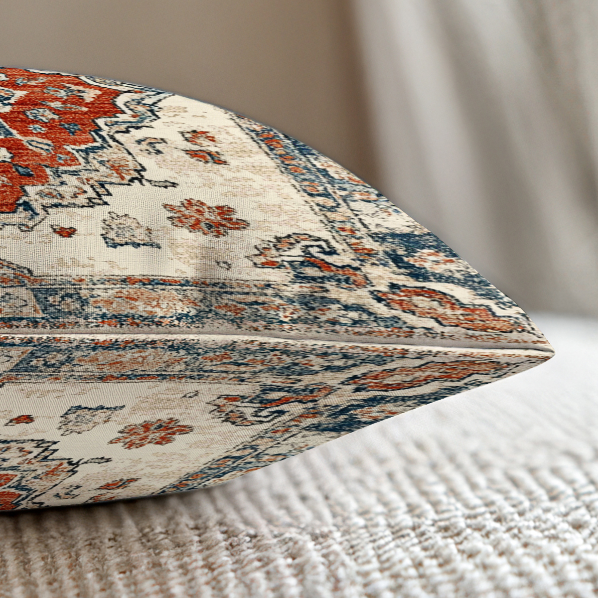 pillow-4_image-2