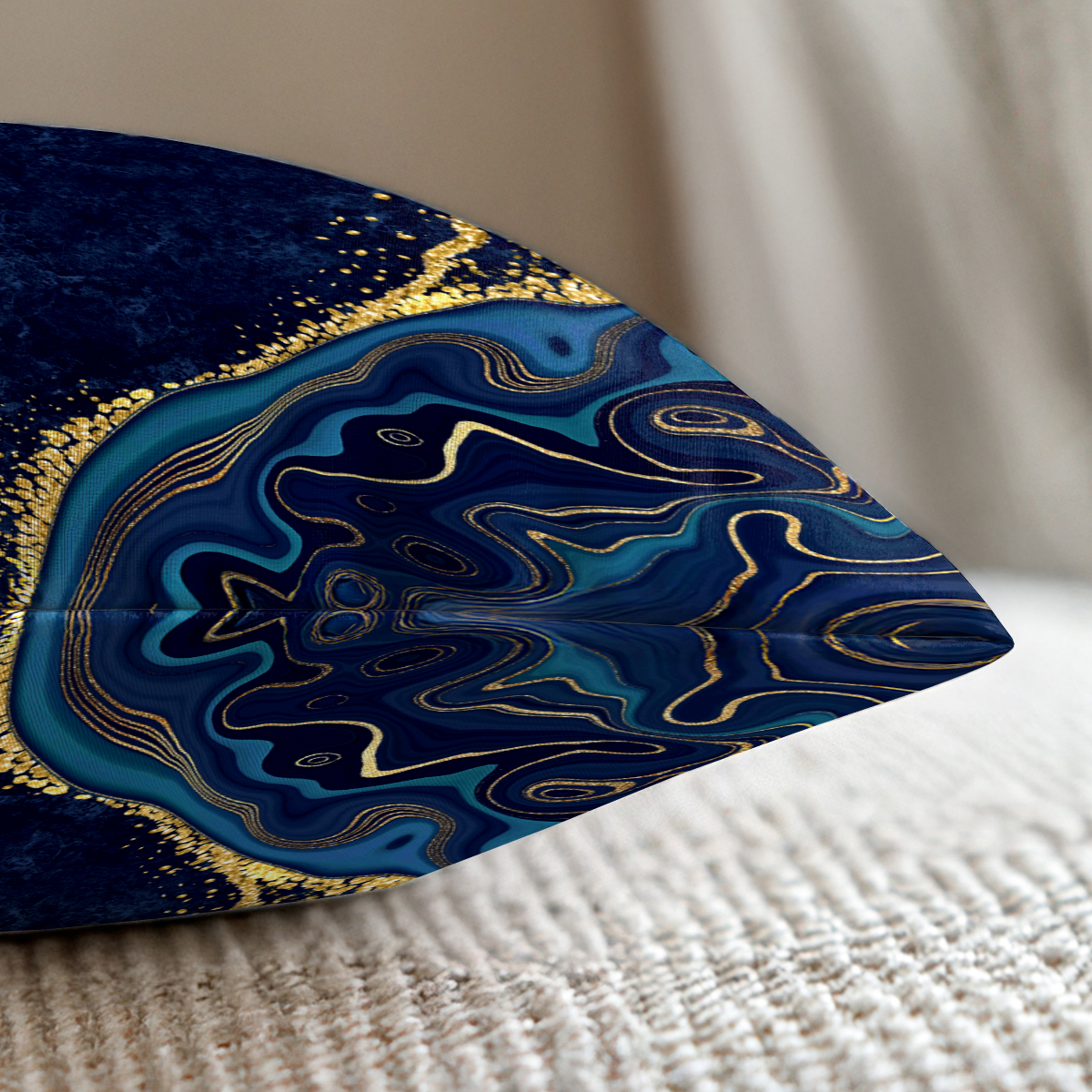 pillow-3_image-2
