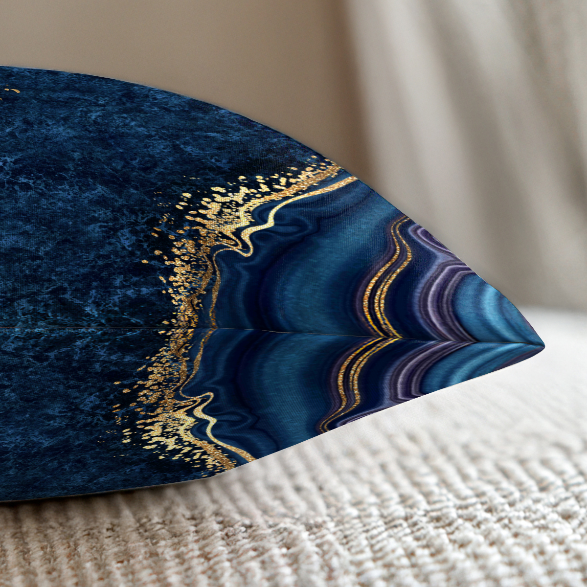 pillow-4_image-2
