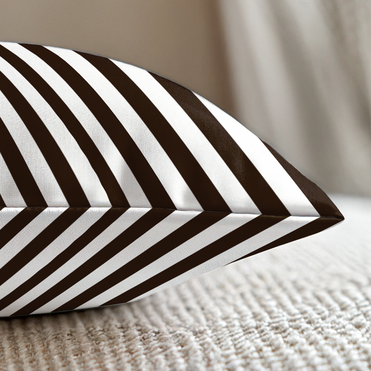 pillow-4_image-2