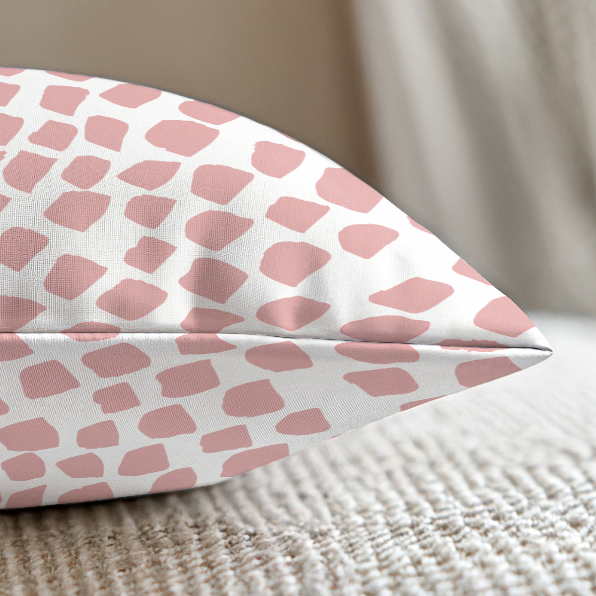 pillow-4_image-2