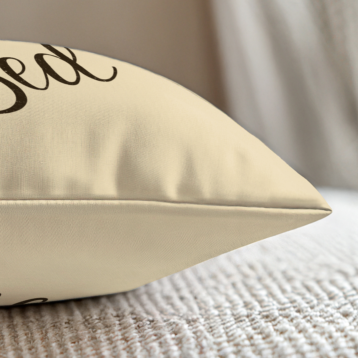pillow-3_image-2