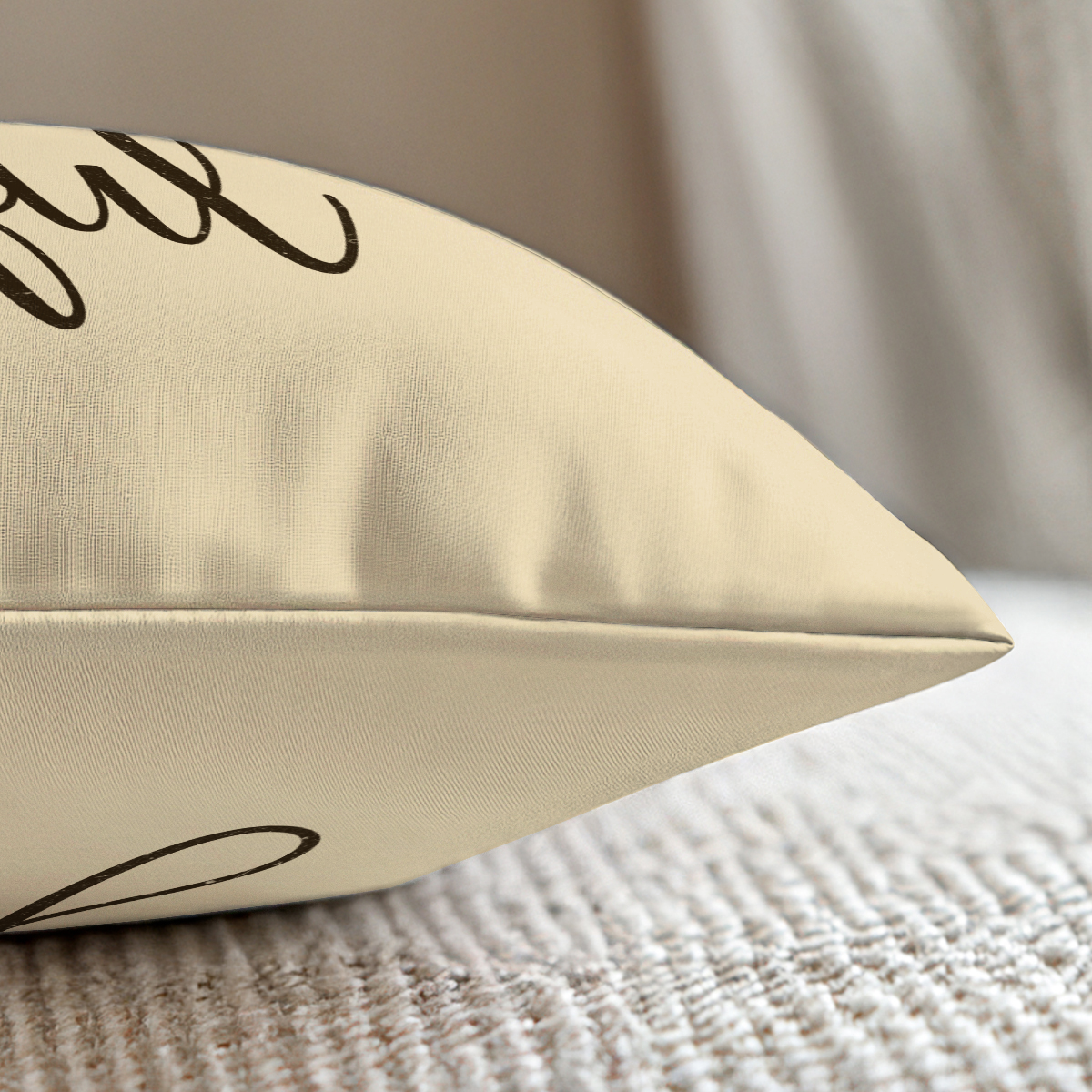 pillow-4_image-2