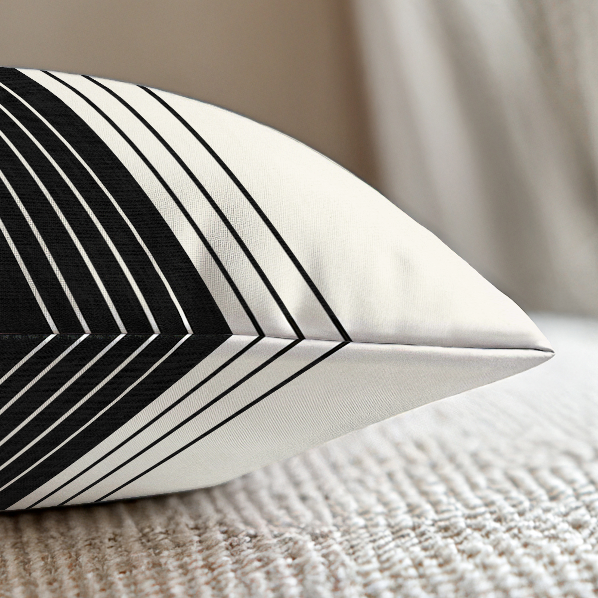 pillow-4_image-2