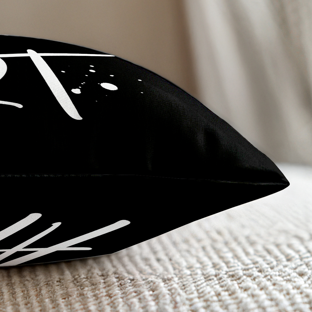 pillow-3_image-2