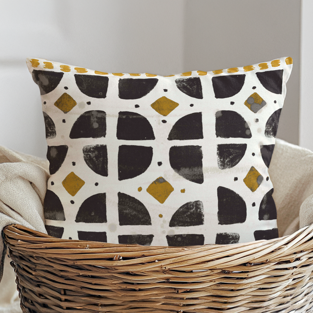 pillow-1_image-4