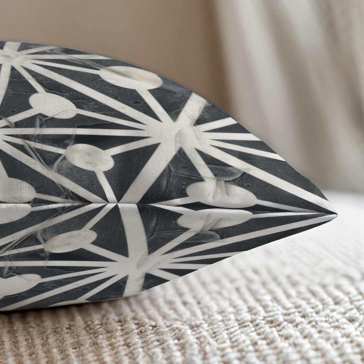 pillow-2_image-2