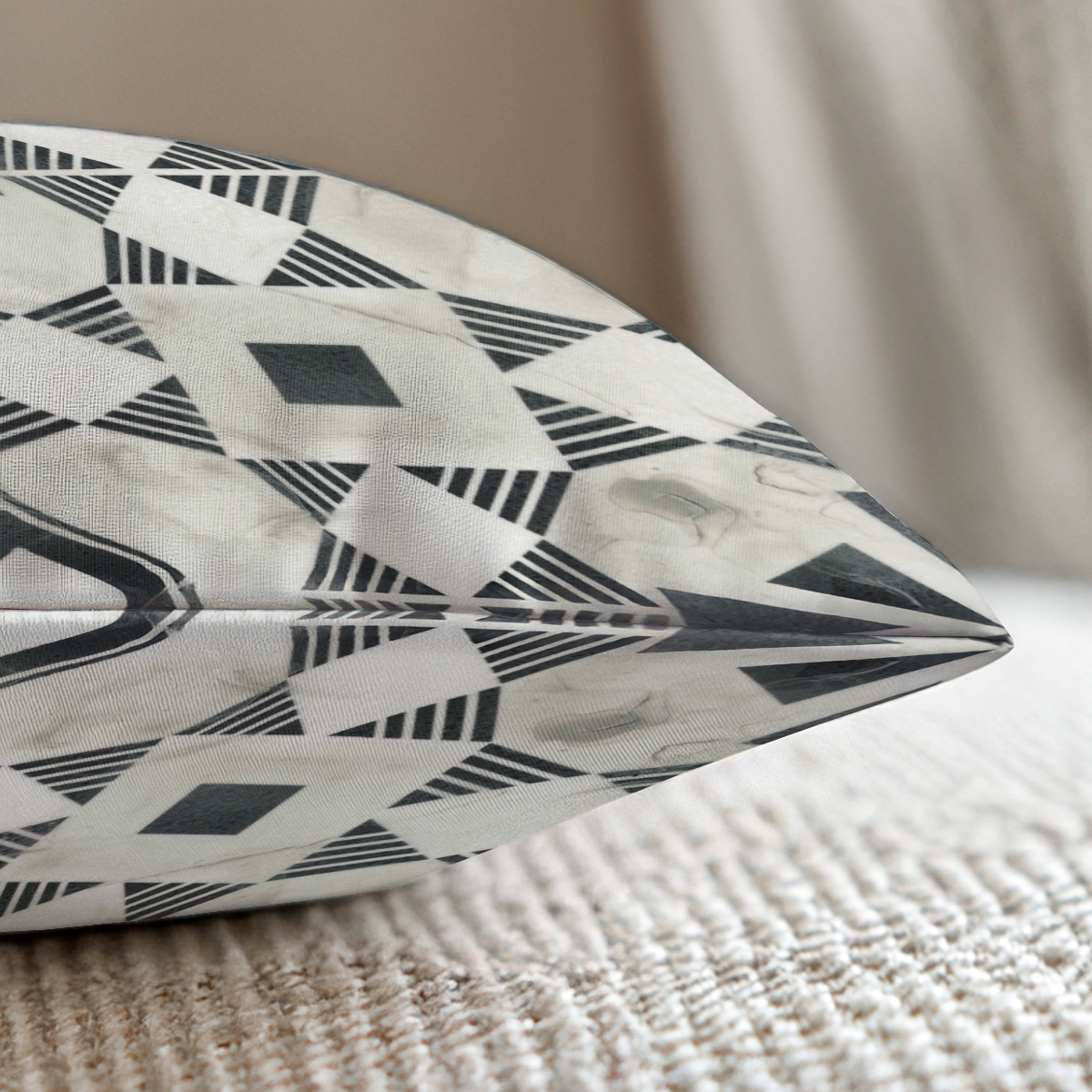 pillow-3_image-2
