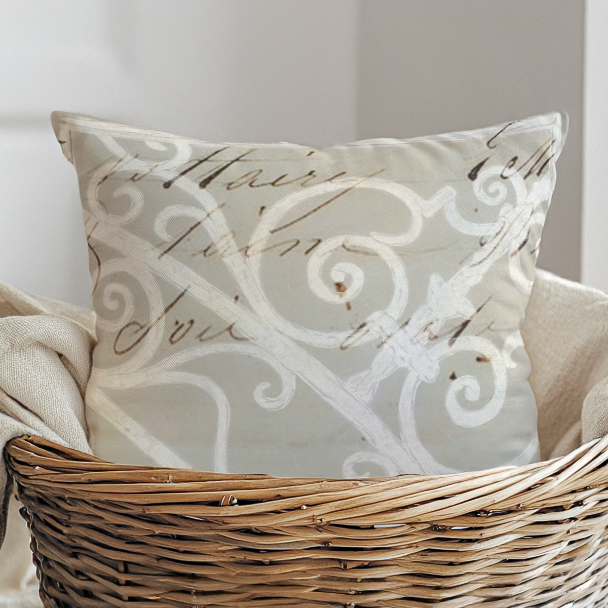 pillow-2_image-4