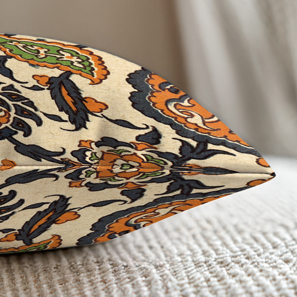 pillow-3_image-2
