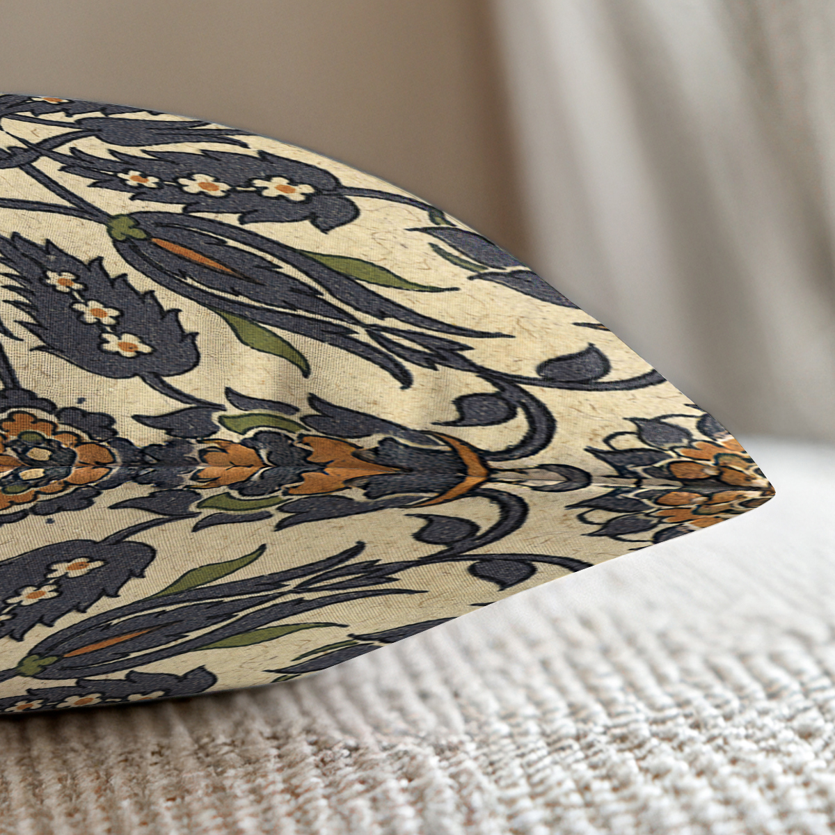 pillow-4_image-2