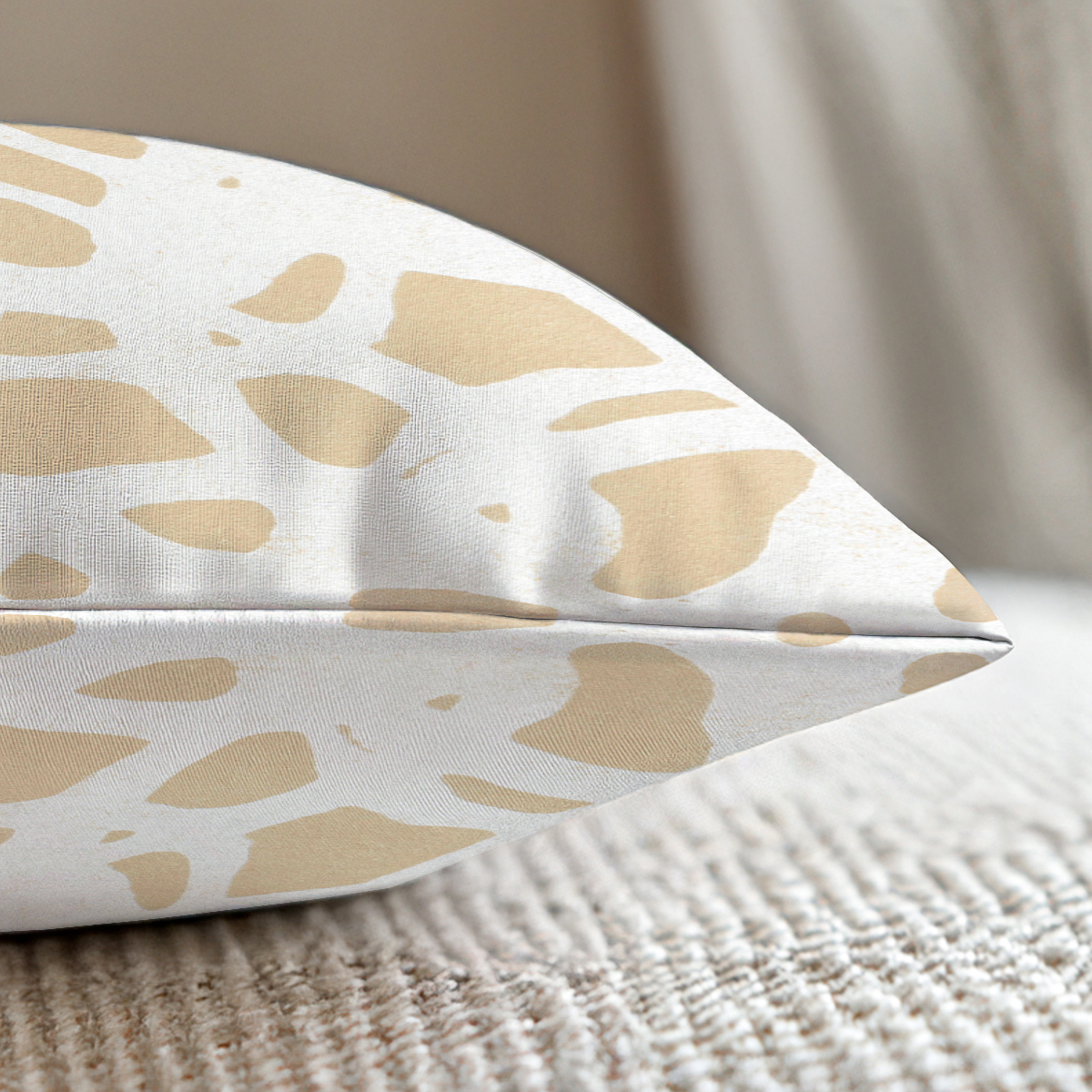 pillow-2_image-2
