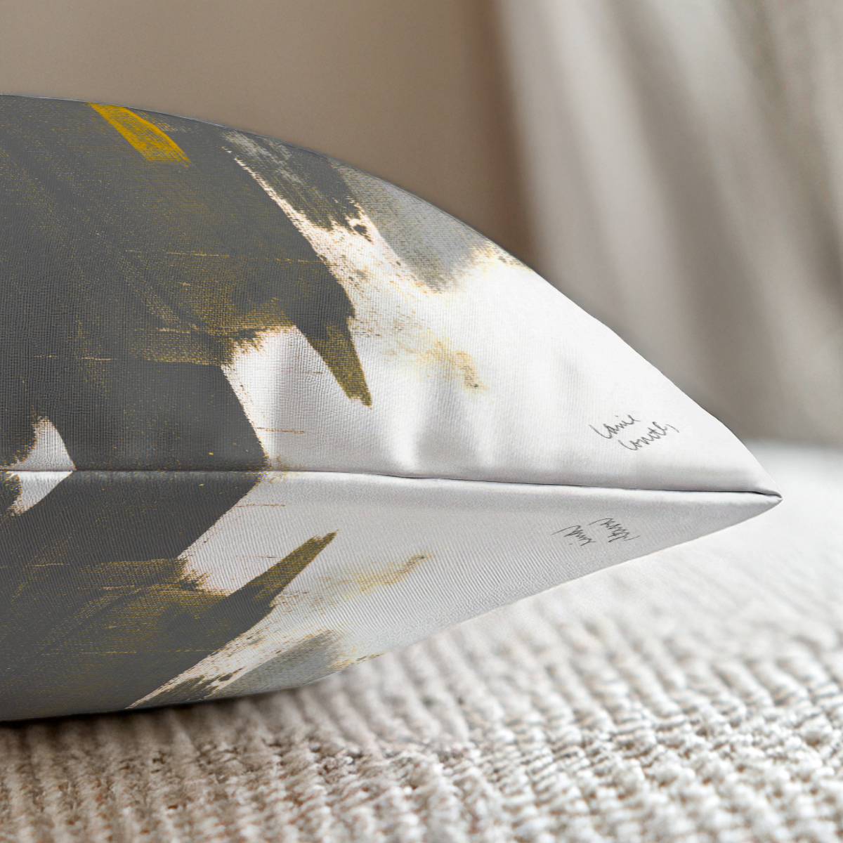 pillow-2_image-2