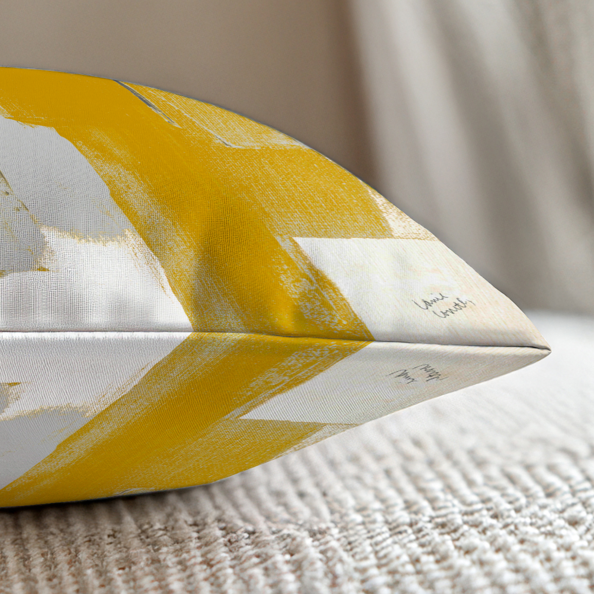 pillow-4_image-2