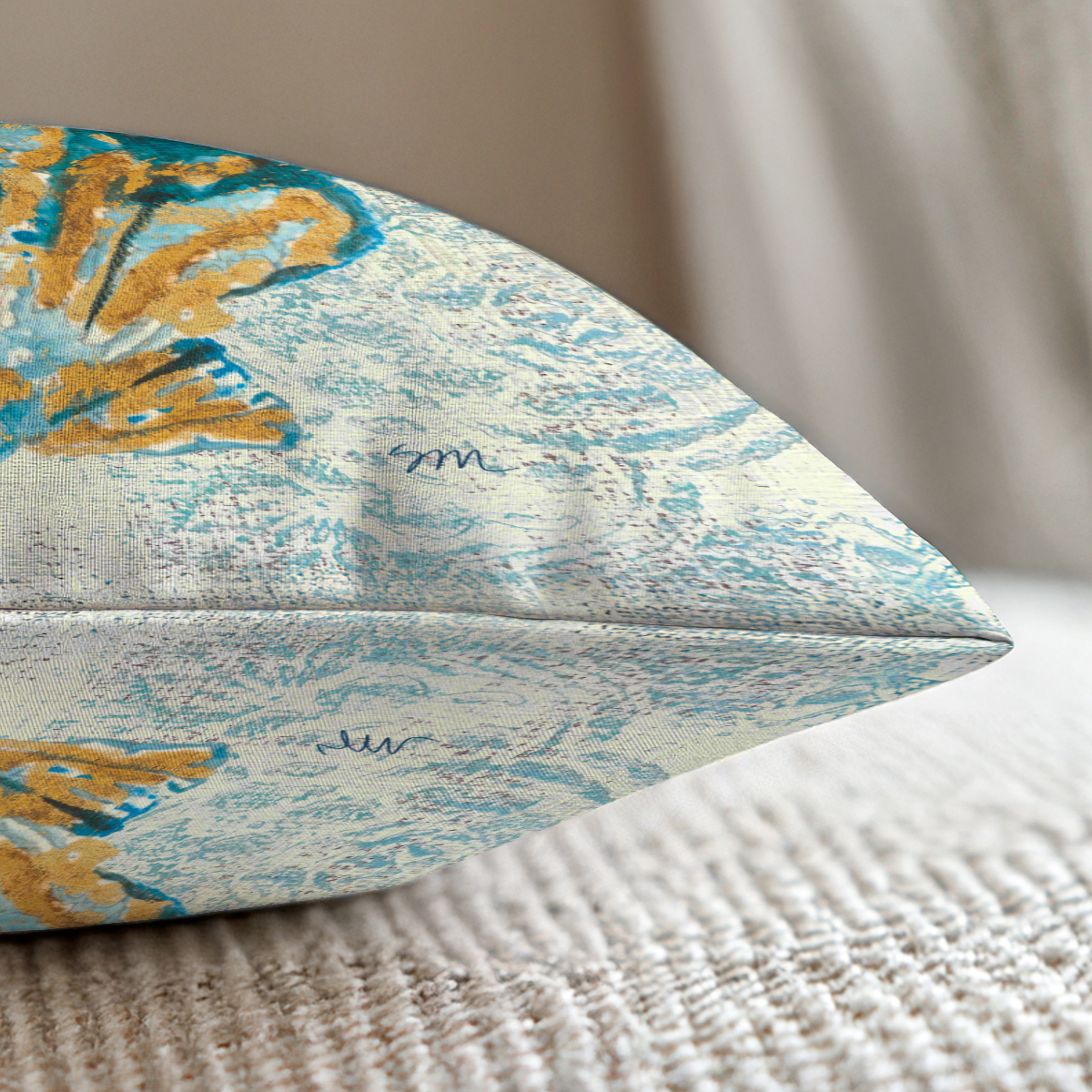 pillow-4_image-2