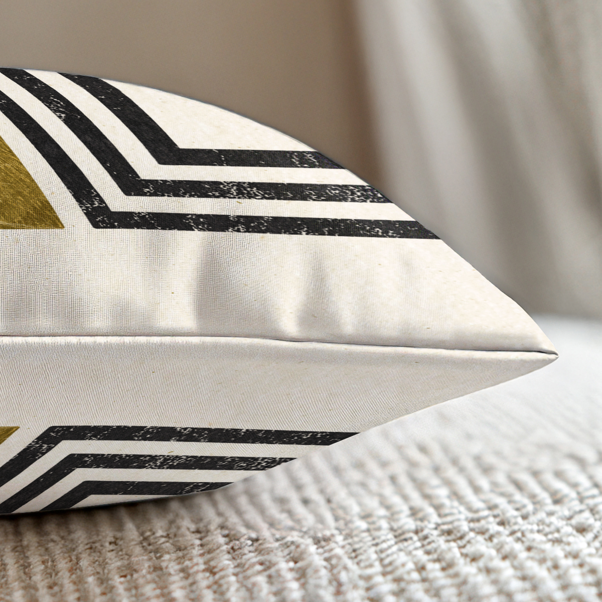 pillow-2_image-2