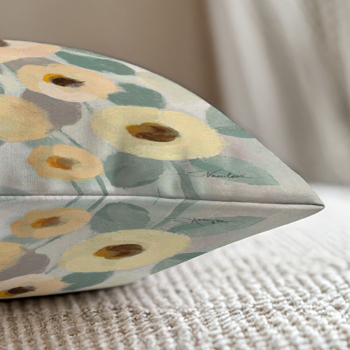 pillow-4_image-2