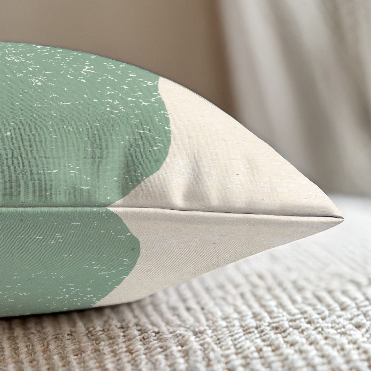 pillow-4_image-2