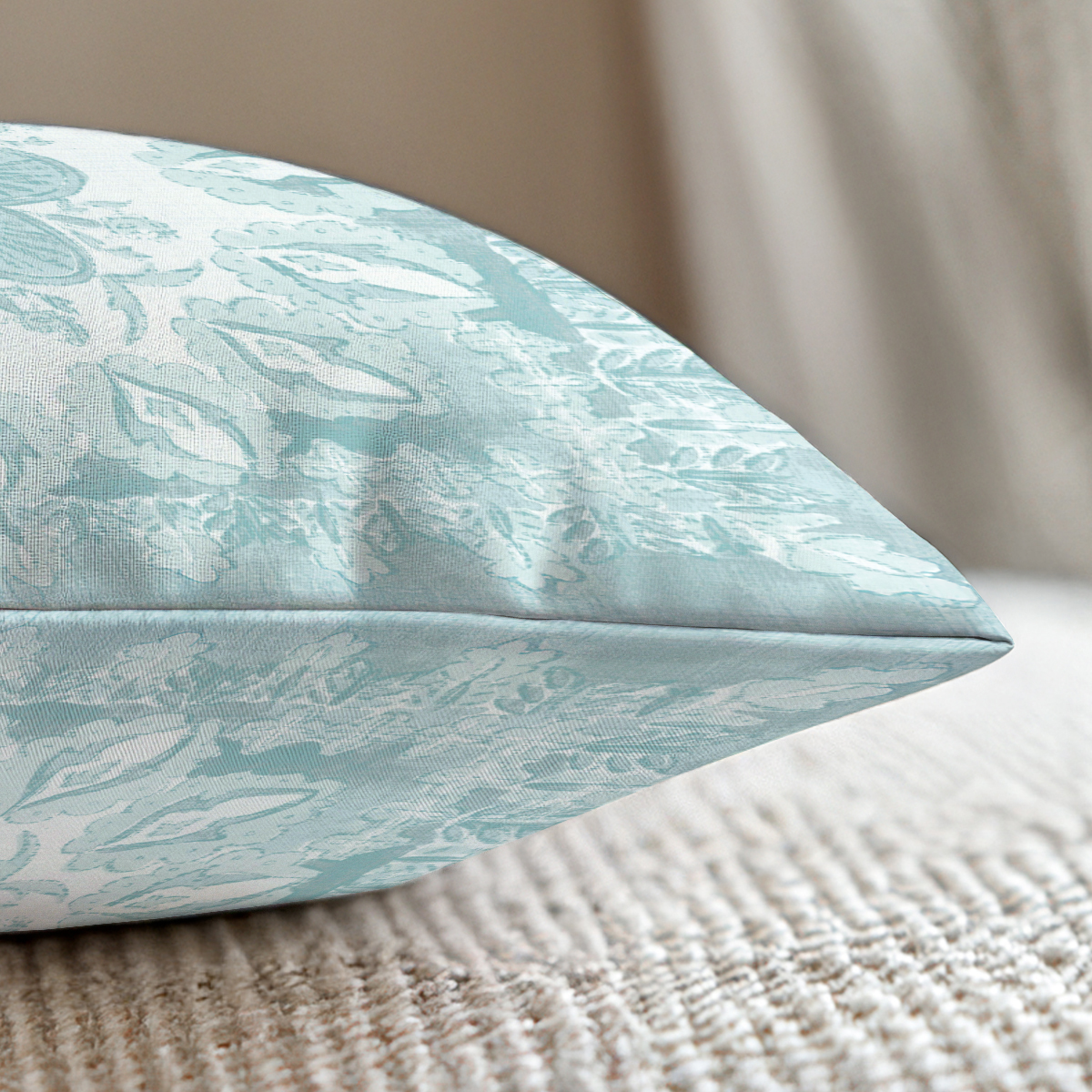 pillow-4_image-2