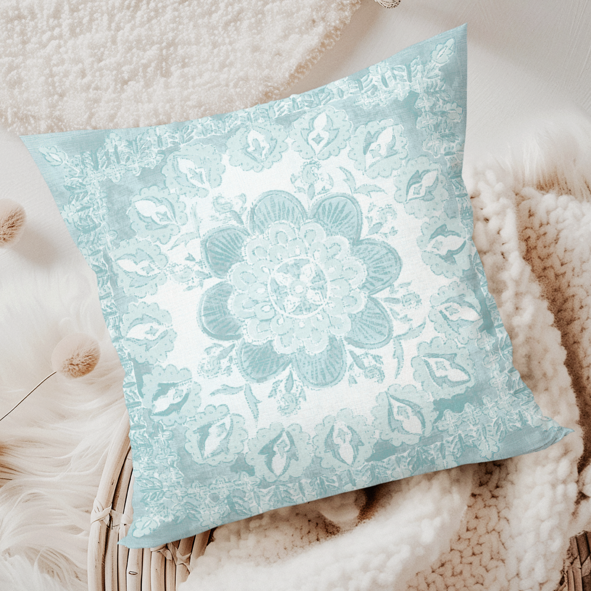 pillow-4_image-5