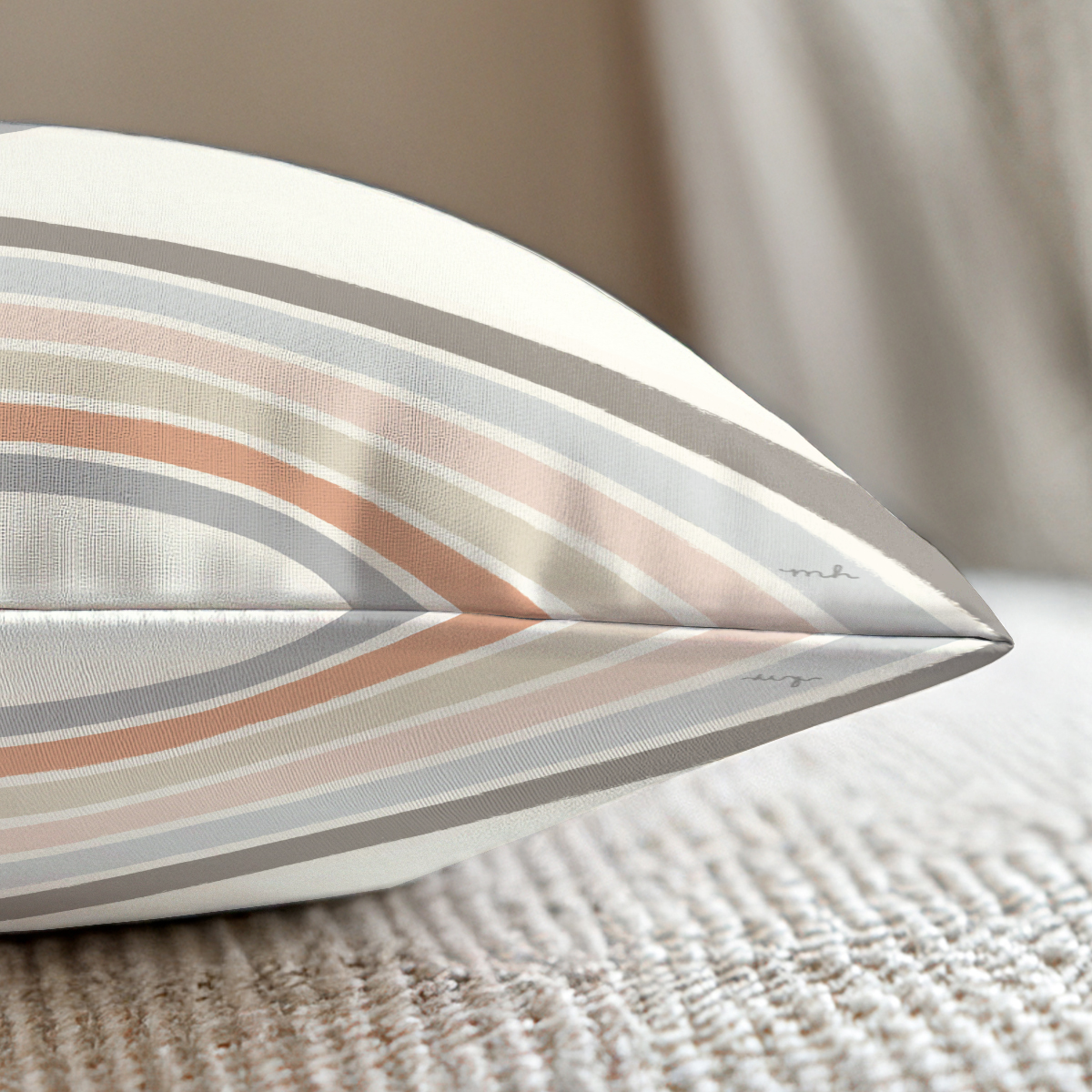 pillow-4_image-2