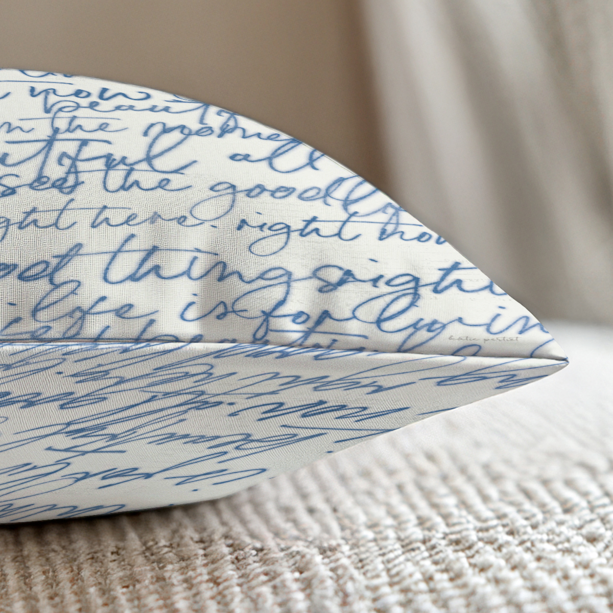 pillow-4_image-2