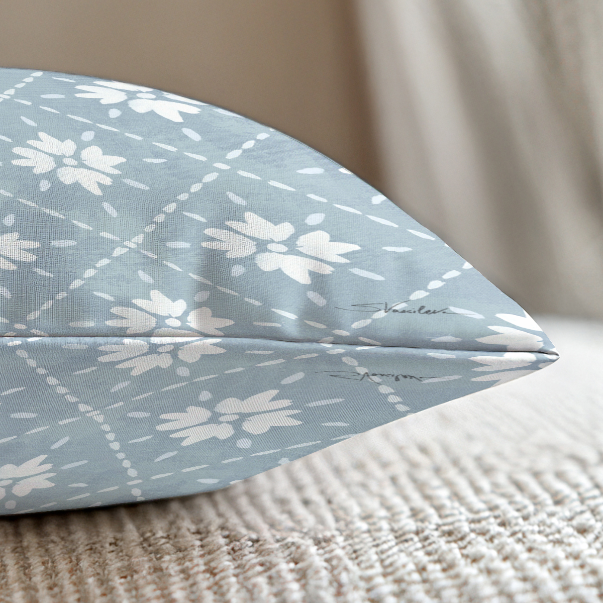 pillow-3_image-2