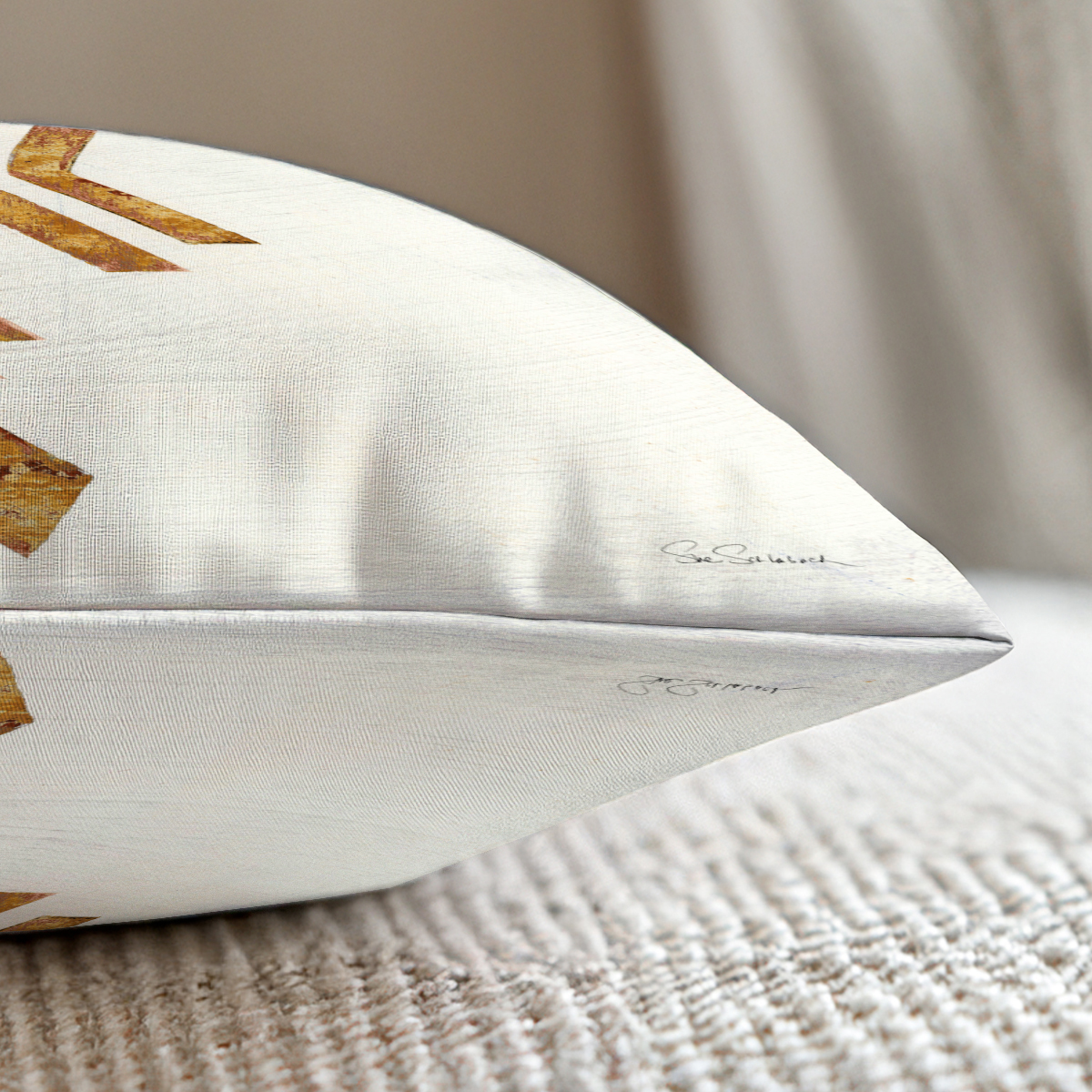 pillow-3_image-2