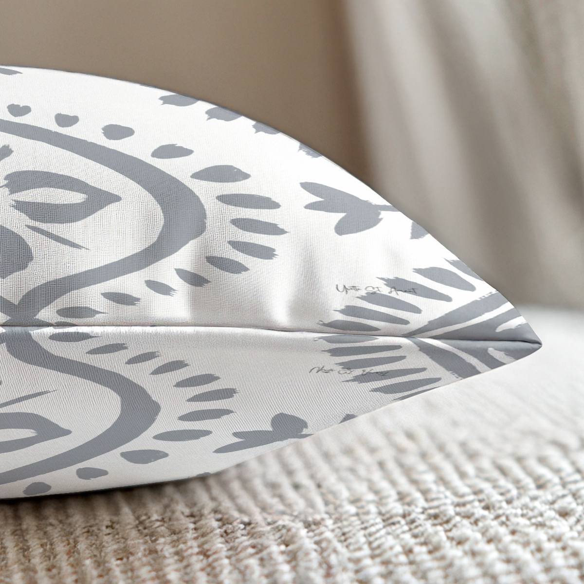 pillow-3_image-2
