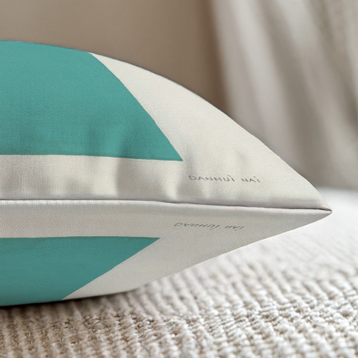 pillow-2_image-2