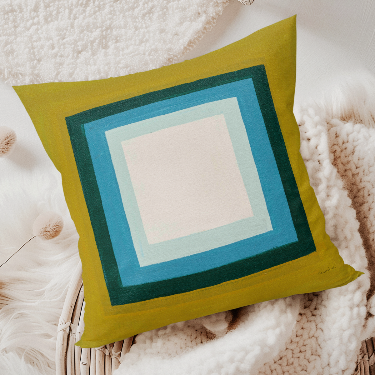 pillow-4_image-5