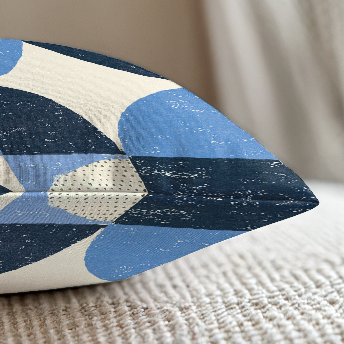 pillow-3_image-2