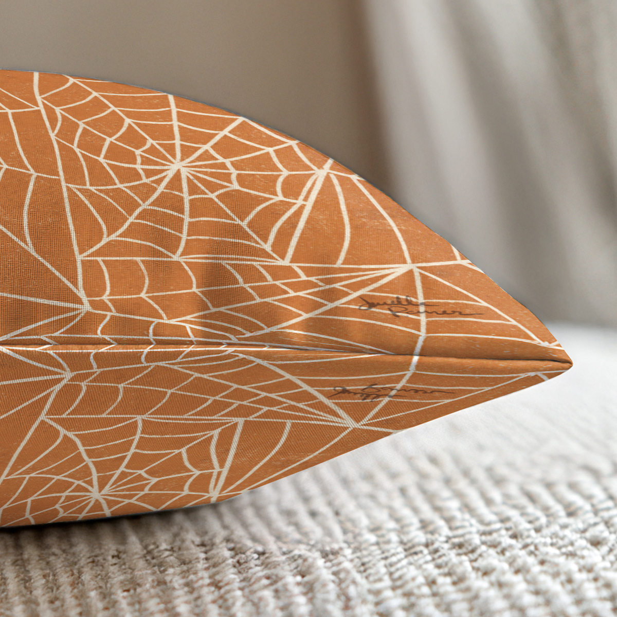 pillow-3_image-2