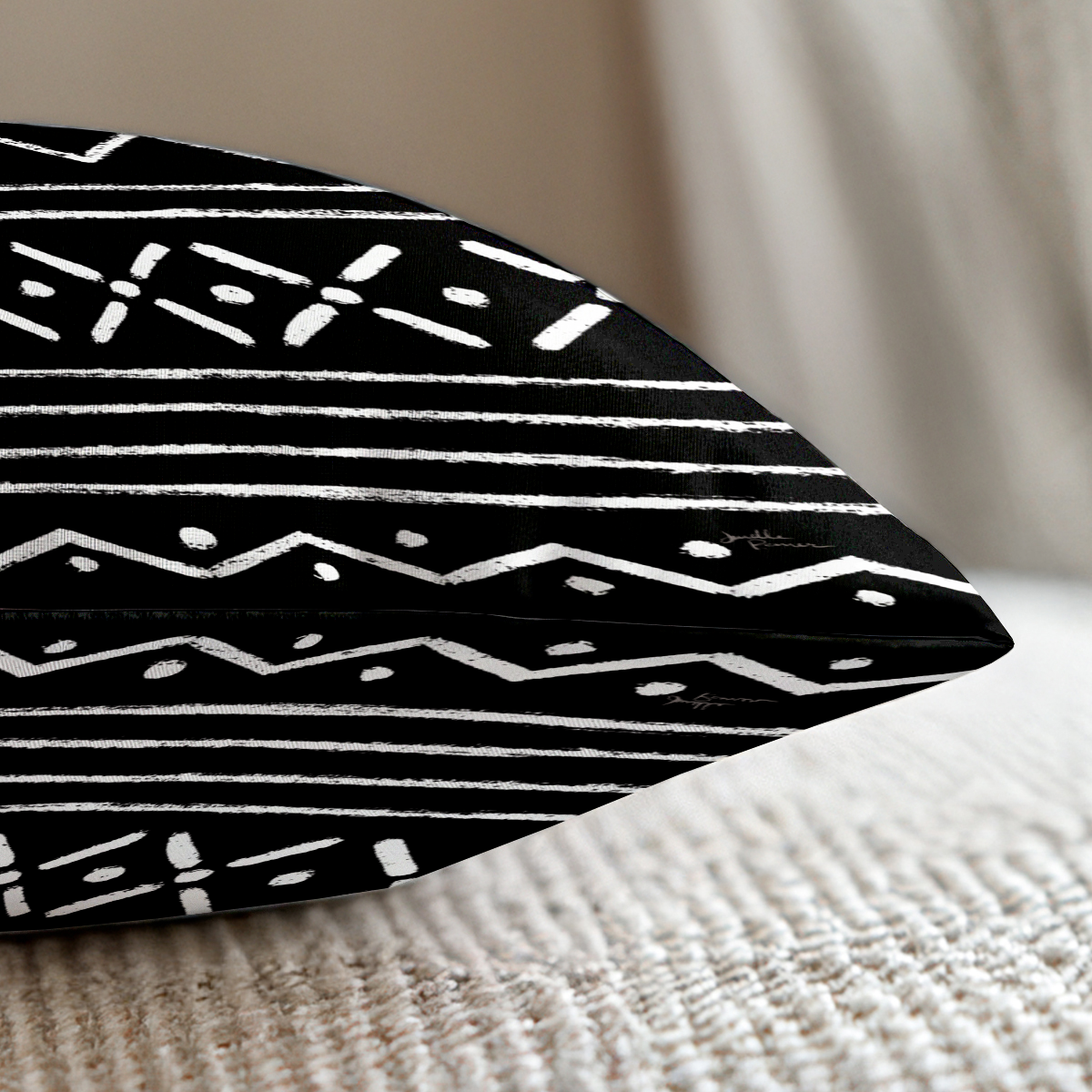 pillow-2_image-2