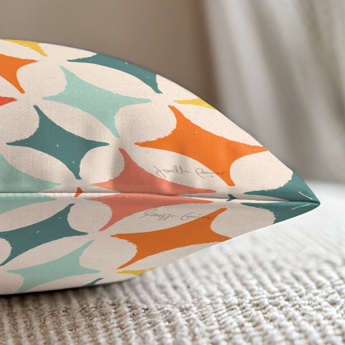 pillow-1_image-2