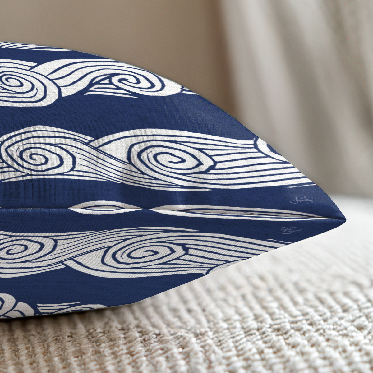 pillow-4_image-2