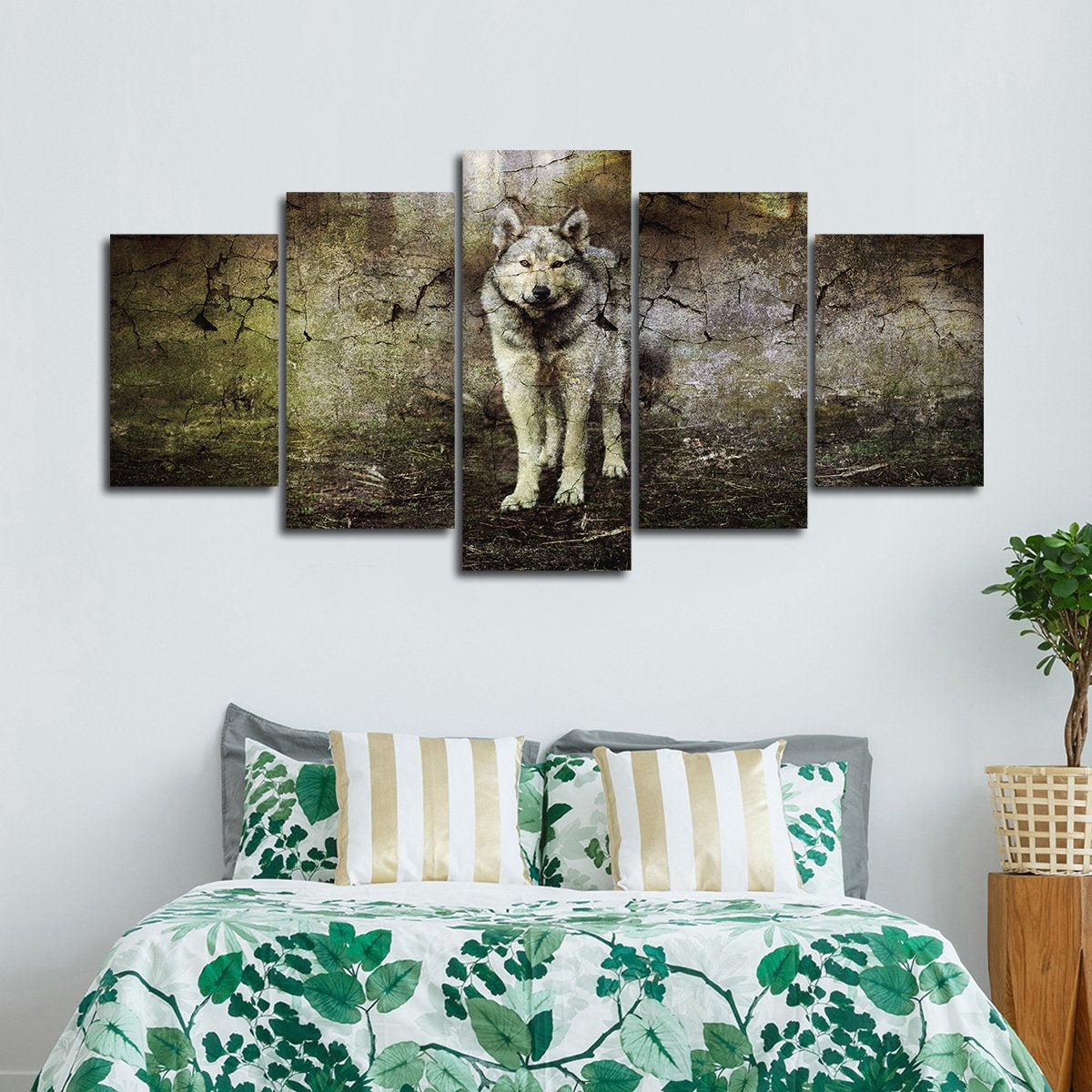 Textured Return Of The Wolf Multi Panel Canvas Wall Art